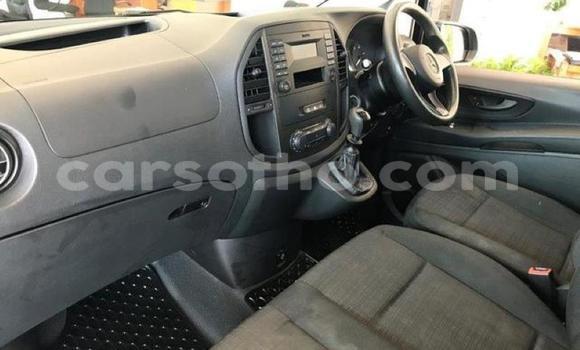 Acheter Occasion Voiture Mercedes-Benz Vito Noir à Import - Dubai, Maseru Acheter Occasion Voiture Mercedes-Benz Vito Noir à Import - Dubai, Maseru