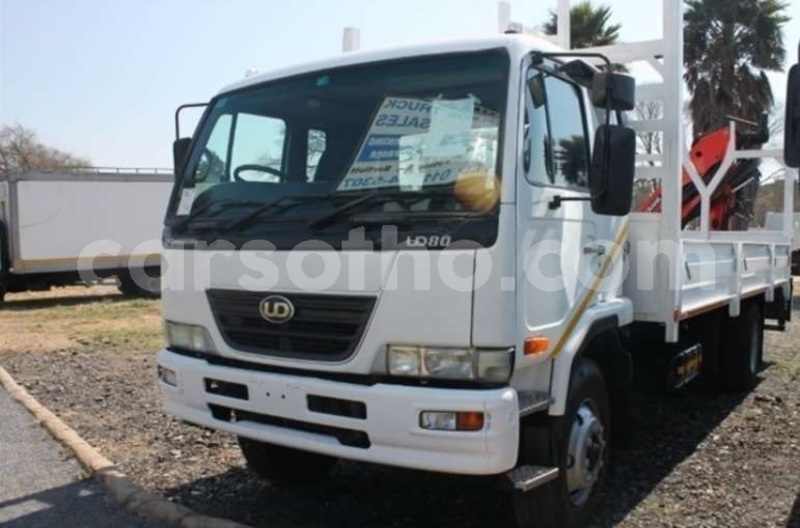 Big with watermark 2009 nissan truck crane truck ud 80 dropsides with palfinger pk12000 1 