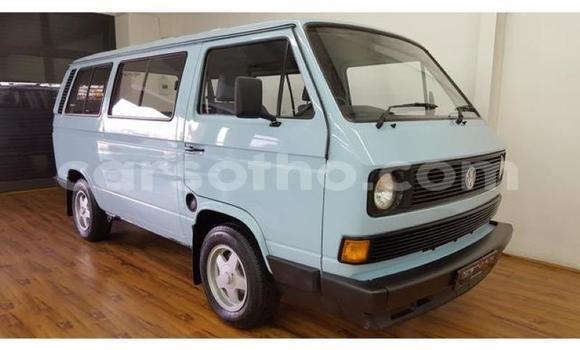 اشتري مستعمل Volkswagen Caravelle Blue سيارة في Maseru في Maseru اشتري مستعمل Volkswagen Caravelle Blue سيارة في Maseru في Maseru