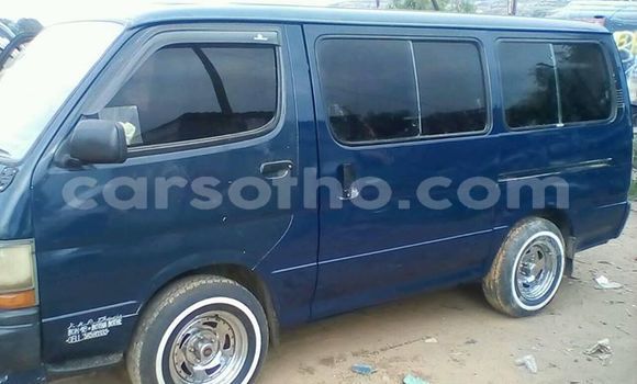 Buy Used Toyota Hiace Blue Car in Maseru in Maseru Buy Used Toyota Hiace Blue Car in Maseru in Maseru