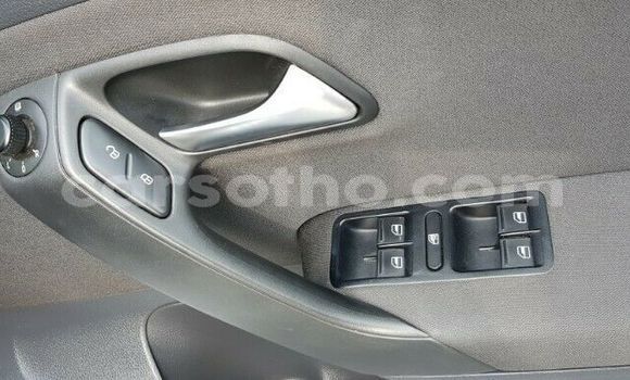 Acheter Occasion Voiture Volkswagen Polo Blanc à Maseru, Maseru Acheter Occasion Voiture Volkswagen Polo Blanc à Maseru, Maseru