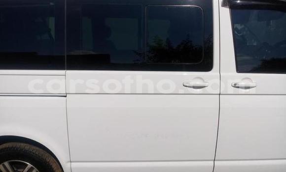 Acheter Occasion Voiture Volkswagen Karmann-Ghia Blanc à Maputsoa, Leribe Acheter Occasion Voiture Volkswagen Karmann-Ghia Blanc à Maputsoa, Leribe