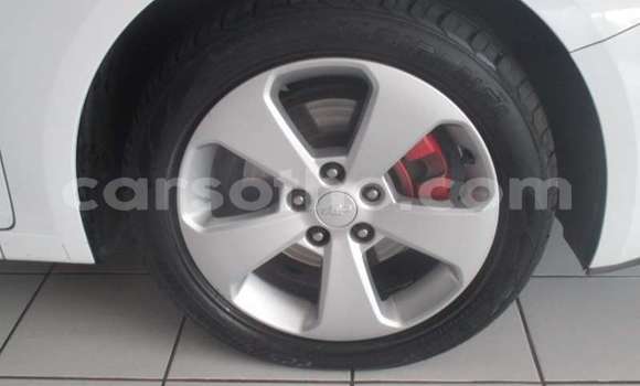 Acheter Occasion Voiture Chevrolet Cruze Blanc à Maseru, Maseru Acheter Occasion Voiture Chevrolet Cruze Blanc à Maseru, Maseru