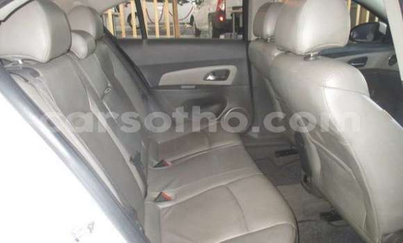 Acheter Occasion Voiture Chevrolet Cruze Blanc à Maseru, Maseru Acheter Occasion Voiture Chevrolet Cruze Blanc à Maseru, Maseru