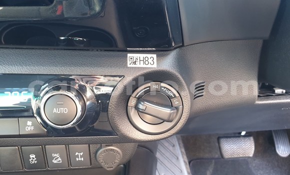 اشتري مستعمل Toyota Hilux White سيارة في Maseru في Maseru اشتري مستعمل Toyota Hilux White سيارة في Maseru في Maseru
