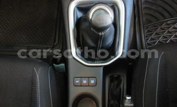 Sayi Na hannu Toyota Hilux White Mota in Butha Buthe a Butha-Buthe Sayi Na hannu Toyota Hilux White Mota in Butha Buthe a Butha-Buthe