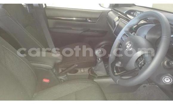 Acheter Occasion Voiture Toyota Hilux Blanc à Mokhotlong, Berea Acheter Occasion Voiture Toyota Hilux Blanc à Mokhotlong, Berea