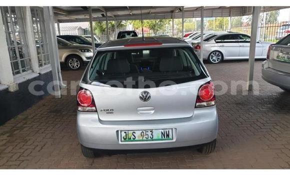 Acheter Occasion Voiture Volkswagen Polo Gris à Maputsoa, Leribe Acheter Occasion Voiture Volkswagen Polo Gris à Maputsoa, Leribe