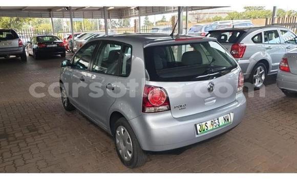 Acheter Occasion Voiture Volkswagen Polo Gris à Maputsoa, Leribe Acheter Occasion Voiture Volkswagen Polo Gris à Maputsoa, Leribe