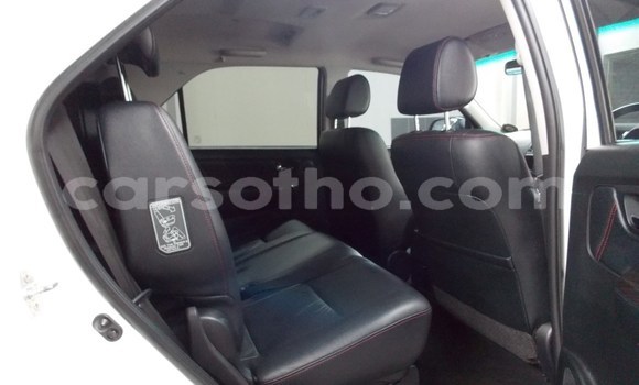 Buy Used Toyota Fortuner White Car in Maseru in Maseru Buy Used Toyota Fortuner White Car in Maseru in Maseru