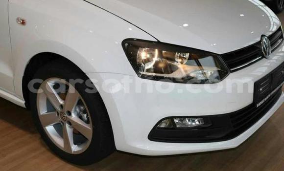 اشتري مستعمل Volkswagen Polo White سيارة في Maseru في Maseru اشتري مستعمل Volkswagen Polo White سيارة في Maseru في Maseru