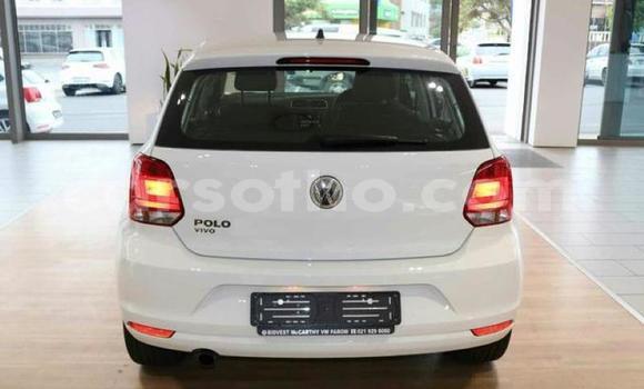 اشتري مستعمل Volkswagen Polo White سيارة في Maseru في Maseru اشتري مستعمل Volkswagen Polo White سيارة في Maseru في Maseru