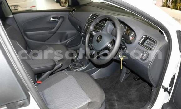 اشتري مستعمل Volkswagen Polo White سيارة في Maseru في Maseru اشتري مستعمل Volkswagen Polo White سيارة في Maseru في Maseru