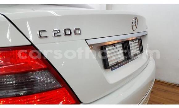 Acheter Occasion Voiture Mercedes-Benz C–Class Blanc à Maseru, Maseru Acheter Occasion Voiture Mercedes-Benz C–Class Blanc à Maseru, Maseru