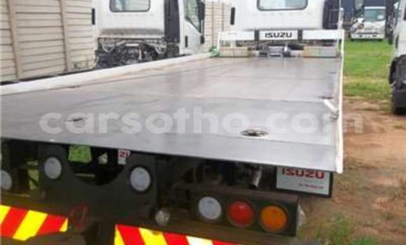 اشتري مستعمل Isuzu FVZ White شاحنة في Maputsoe في Leribe اشتري مستعمل Isuzu FVZ White شاحنة في Maputsoe في Leribe