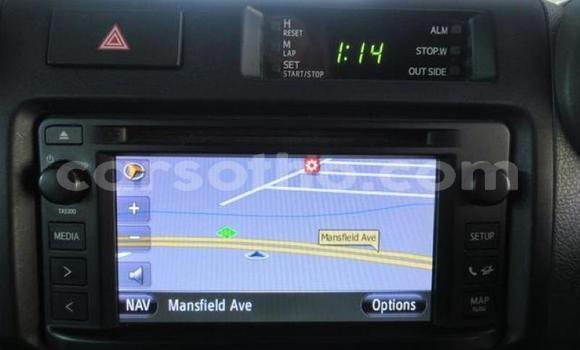 Sayi Na hannu Toyota Land Cruiser Beige Mota in Maputsoa a Leribe Sayi Na hannu Toyota Land Cruiser Beige Mota in Maputsoa a Leribe