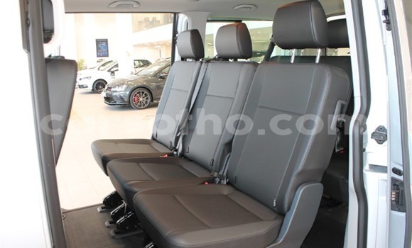 اشتري مستعمل Volkswagen Quantum White سيارة في Maputsoe في Leribe اشتري مستعمل Volkswagen Quantum White سيارة في Maputsoe في Leribe