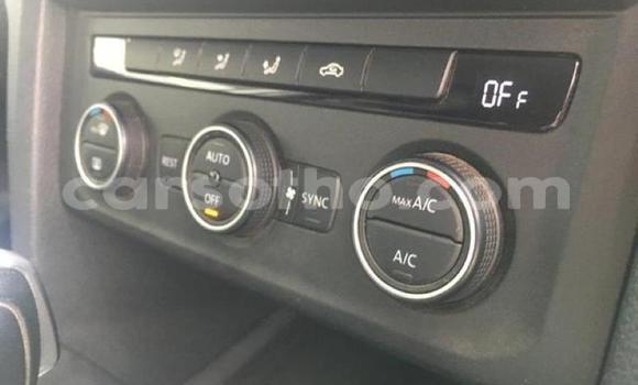 Sayi Na hannu Volkswagen Amarok White Mota in Maseru a Maseru Sayi Na hannu Volkswagen Amarok White Mota in Maseru a Maseru