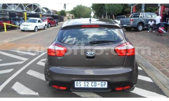 Buy Used Kia Rio Silver Car in Butha Buthe in Butha-Buthe Buy Used Kia Rio Silver Car in Butha Buthe in Butha-Buthe