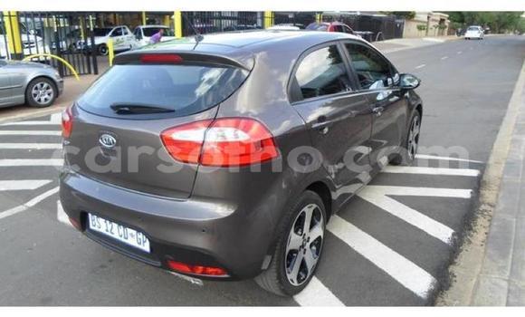 Buy Used Kia Rio Silver Car in Butha Buthe in Butha-Buthe Buy Used Kia Rio Silver Car in Butha Buthe in Butha-Buthe