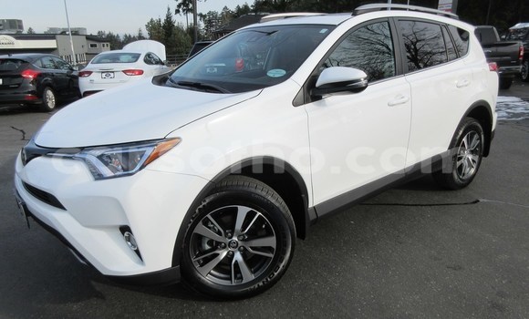 اشتري مستعمل Toyota RAV4 White سيارة في Maputsoa في Leribe اشتري مستعمل Toyota RAV4 White سيارة في Maputsoa في Leribe
