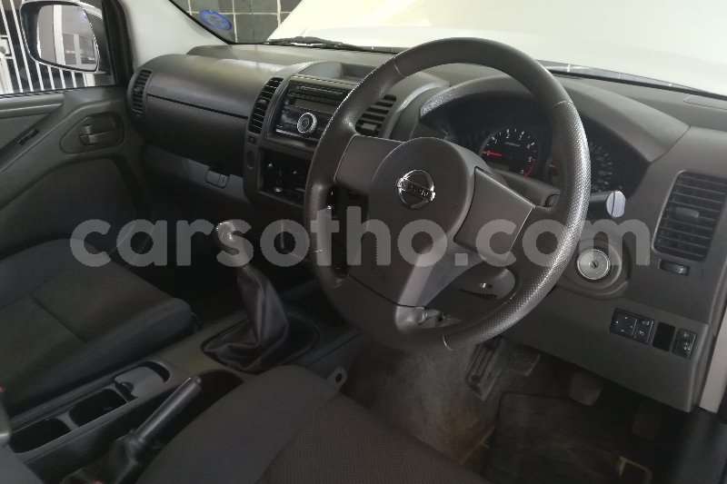 Big with watermark nissan navara 2 5dci 2013 id 62793499 type main