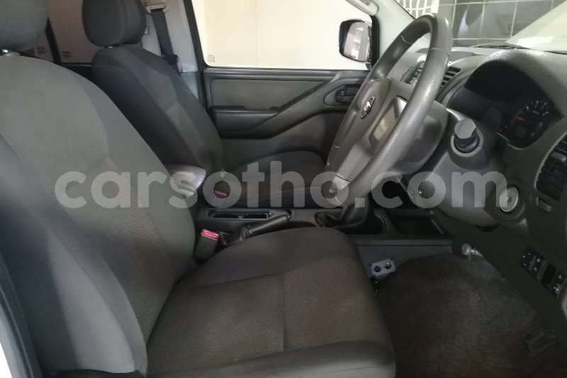 Big with watermark nissan navara 2 5dci 2013 id 62793501 type main