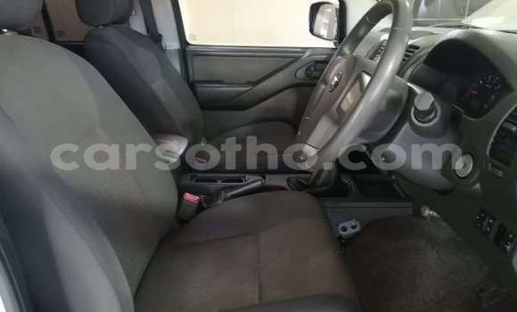 Acheter Occasion Voiture Nissan Navara Gris à Maseru, Maseru Acheter Occasion Voiture Nissan Navara Gris à Maseru, Maseru