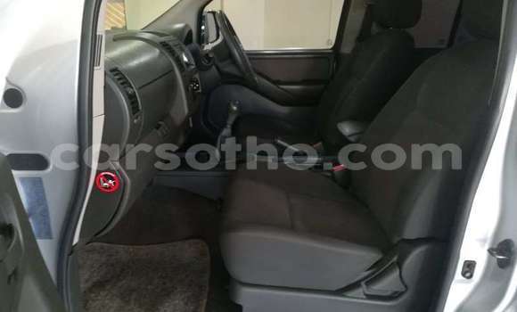 Acheter Occasion Voiture Nissan Navara Gris à Maseru, Maseru Acheter Occasion Voiture Nissan Navara Gris à Maseru, Maseru