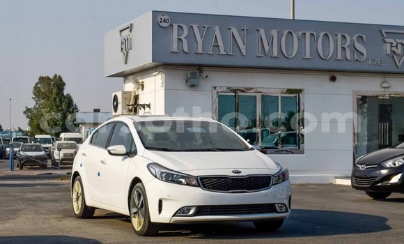 Sayi Imported Kia Cerato White Mota in Import - Dubai a Maseru Sayi Imported Kia Cerato White Mota in Import - Dubai a Maseru