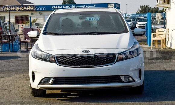 Sayi Imported Kia Cerato White Mota in Import - Dubai a Maseru Sayi Imported Kia Cerato White Mota in Import - Dubai a Maseru