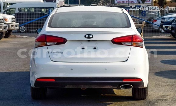 Sayi Imported Kia Cerato White Mota in Import - Dubai a Maseru Sayi Imported Kia Cerato White Mota in Import - Dubai a Maseru