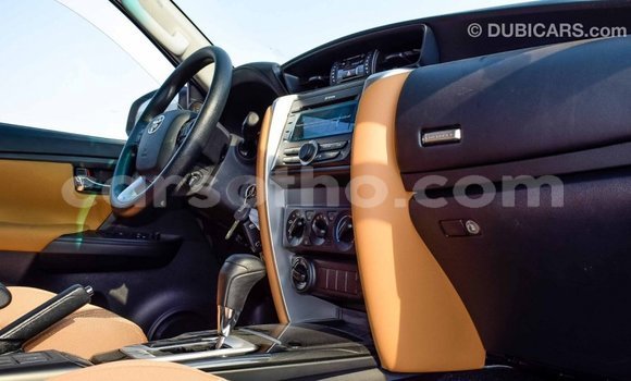 Acheter Import Voiture Toyota Fortuner Autre à Import - Dubai, Maseru Acheter Import Voiture Toyota Fortuner Autre à Import - Dubai, Maseru