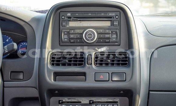 Acheter Import Voiture Nissan NP 300 Blanc à Import - Dubai, Maseru Acheter Import Voiture Nissan NP 300 Blanc à Import - Dubai, Maseru