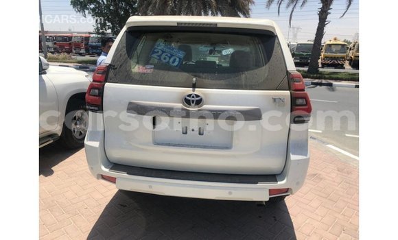 اشتري Imported Toyota Prado White سيارة في Import - Dubai في Maseru اشتري Imported Toyota Prado White سيارة في Import - Dubai في Maseru