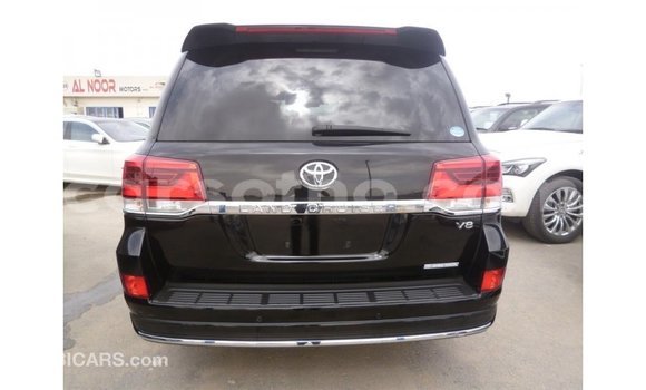 اشتري Imported Toyota Land Cruiser Black سيارة في Import - Dubai في Maseru اشتري Imported Toyota Land Cruiser Black سيارة في Import - Dubai في Maseru
