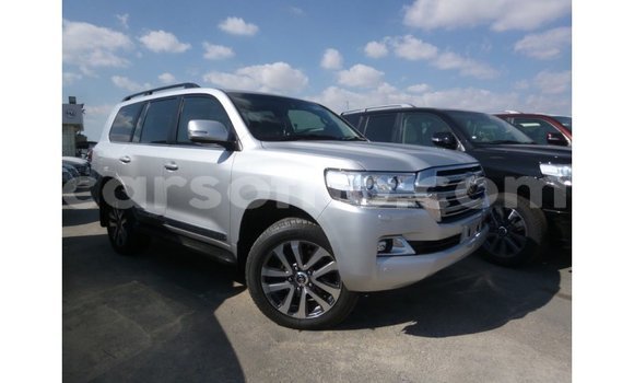 Sayi Imported Toyota Land Cruiser Other Mota in Import - Dubai a Maseru Sayi Imported Toyota Land Cruiser Other Mota in Import - Dubai a Maseru