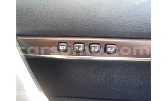 Sayi Imported Toyota Land Cruiser Other Mota in Import - Dubai a Maseru Sayi Imported Toyota Land Cruiser Other Mota in Import - Dubai a Maseru