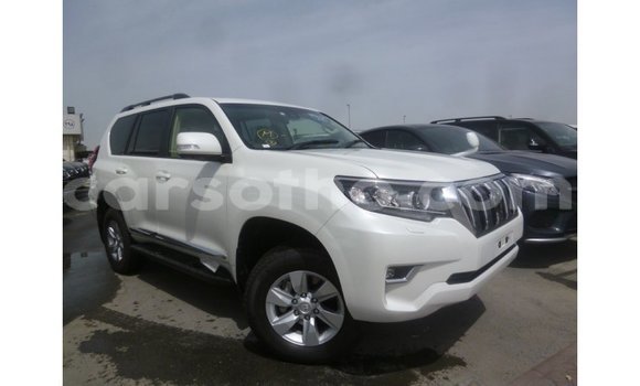 Sayi Imported Toyota Prado White Mota in Import - Dubai a Maseru Sayi Imported Toyota Prado White Mota in Import - Dubai a Maseru