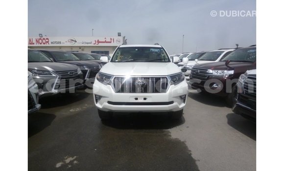 Sayi Imported Toyota Prado White Mota in Import - Dubai a Maseru Sayi Imported Toyota Prado White Mota in Import - Dubai a Maseru