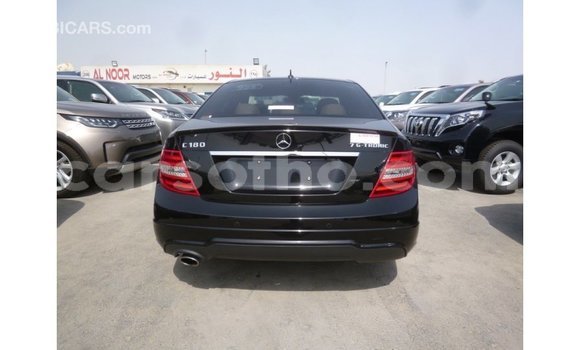اشتري Imported Mercedes-Benz 190 Black سيارة في Import - Dubai في Maseru اشتري Imported Mercedes-Benz 190 Black سيارة في Import - Dubai في Maseru