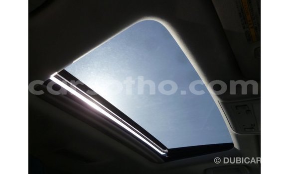 اشتري Imported Toyota Land Cruiser White سيارة في Import - Dubai في Maseru اشتري Imported Toyota Land Cruiser White سيارة في Import - Dubai في Maseru