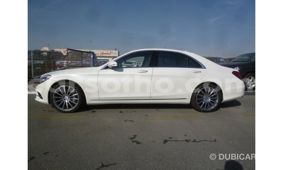 Sayi Imported Mercedes-Benz 190 White Mota in Import - Dubai a Maseru Sayi Imported Mercedes-Benz 190 White Mota in Import - Dubai a Maseru