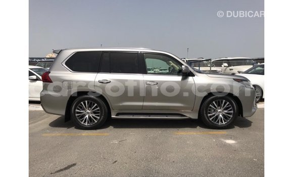 Sayi Imported Lexus LX Other Mota in Import - Dubai a Maseru Sayi Imported Lexus LX Other Mota in Import - Dubai a Maseru