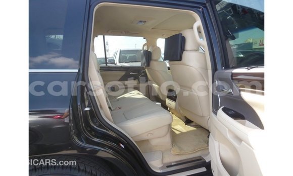Sayi Imported Lexus LX Black Mota in Import - Dubai a Maseru Sayi Imported Lexus LX Black Mota in Import - Dubai a Maseru