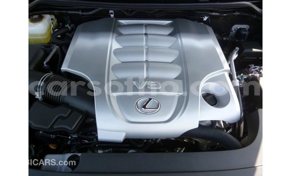 Sayi Imported Lexus LX Black Mota in Import - Dubai a Maseru Sayi Imported Lexus LX Black Mota in Import - Dubai a Maseru