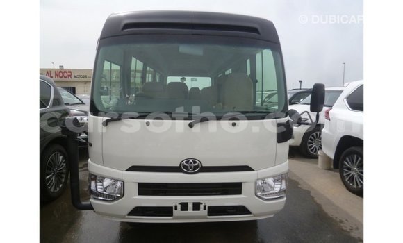 اشتري Imported Toyota Coaster White سيارة في Import - Dubai في Maseru اشتري Imported Toyota Coaster White سيارة في Import - Dubai في Maseru