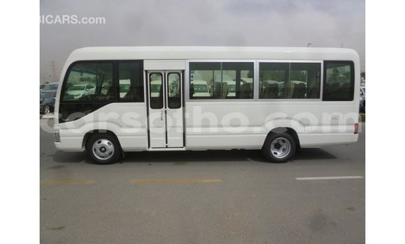 اشتري Imported Toyota Coaster White سيارة في Import - Dubai في Maseru اشتري Imported Toyota Coaster White سيارة في Import - Dubai في Maseru