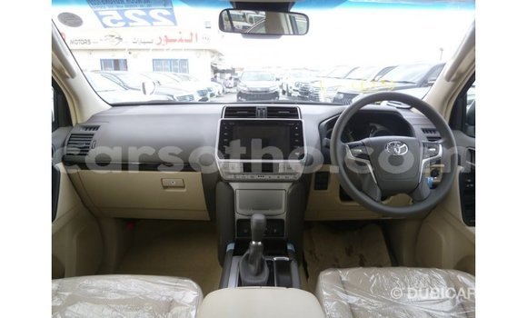 Sayi Imported Toyota Prado White Mota in Import - Dubai a Maseru Sayi Imported Toyota Prado White Mota in Import - Dubai a Maseru