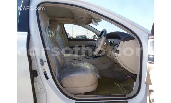 اشتري Imported Mercedes-Benz 190 White سيارة في Import - Dubai في Maseru اشتري Imported Mercedes-Benz 190 White سيارة في Import - Dubai في Maseru